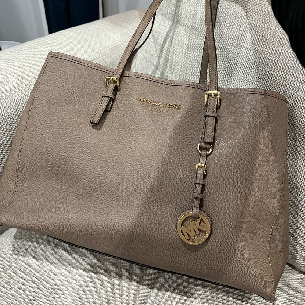 Michael Kors jet set travel Satchel Dark Dune